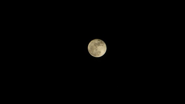 检验手机拍照能力的时候到了！4月8日将现超级月亮
