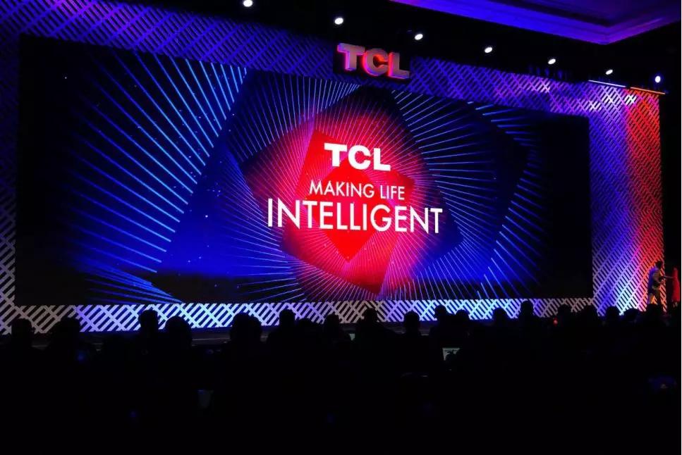 消费电子展2020: TCL第一台消费8K电视“甜蜜”
