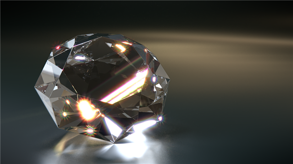 1098克拉！发现了世界第三大钻石:可与鸡蛋相比