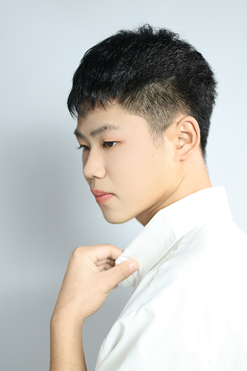 艺人--李想 坚持梦想实现演艺新高度